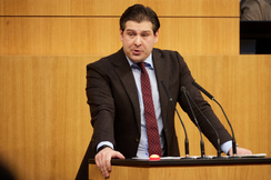 FPÖ-Bautensprecher Philipp Schrangl im Nationalrat.