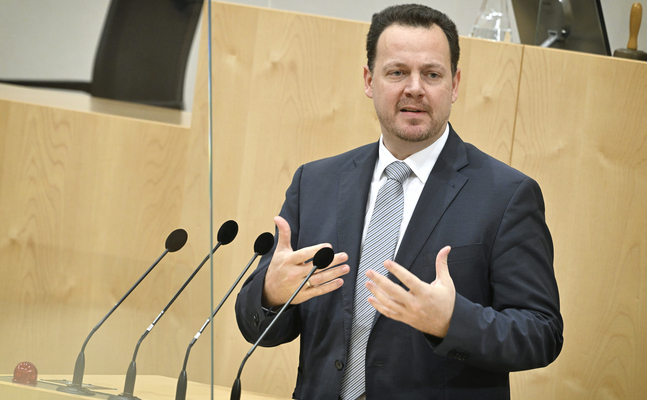 FPÖ-Gesundheitssprecher Gerhard Kaniak im Parlament.