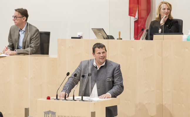 FPÖ-Agrarsprecher Peter Schmiedlechner im Nationalrat.