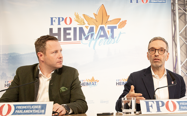 FPÖ-Generalsekretär Michael Schnedlitz (l.) und -Bundesparteiobmann Herbert Kickl.