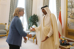 Auch Energieministerin Leonore Gewessler pilgerte nach Katar, um teures Gas zu kaufen.
