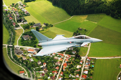 Am vergangenen Wochenende mussten die Eurofighter in Zeltweg wegen Personalmangels bei den Fluglotsen am Boden bleiben.