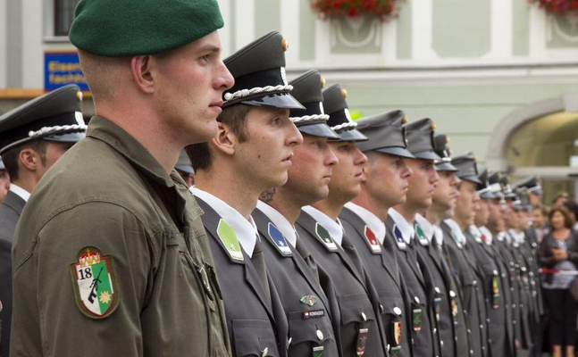 Im Falle einer EU-Armee müsste auch Österreich Soldaten und deren Finanzierung aufstellen.
